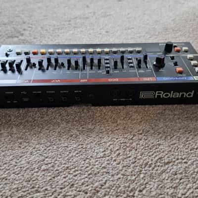 Roland JU-06A Boutique Series Synthesizer Module 2019 - Present - Black image 4