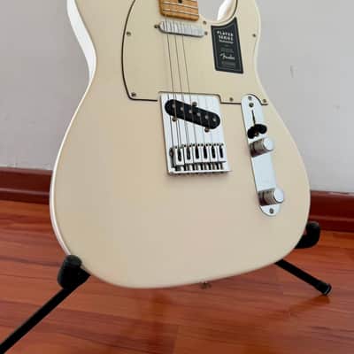 Fender Player Telecaster 2021 - Polar white image 4
