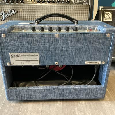 Supro 1622RT Tremo-Verb 25W 1x10 Combo 2015 - Present - Blue Rhino Used plus foot switch image 4