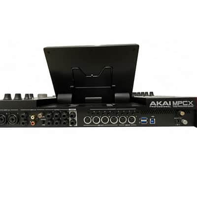Akai MPC X Standalone Sampler / Sequencer 2017 - Present - Black image 4