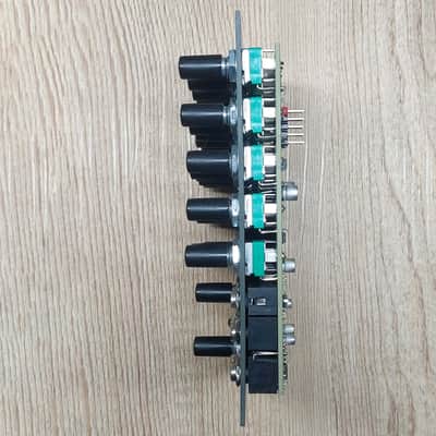 Corpusculum / Mutable Instruments Elements Clone / Sylph Modular Bild 8