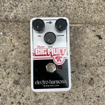 Electro-Harmonix Nano Big Muff Pi Distortion / Sustainer 2013 - Present - White / Black / Red image 1