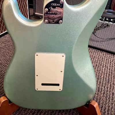 Fender AMERICAN PROFESSIONAL II STRATOCASTER® HSS 2024 - Mystic Surf Green image 4