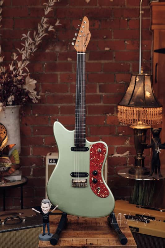 Tonfuchs Bulldog - with Lollar SB Jaguar Pickups!