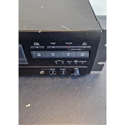 Tascam DA-20MKII - Audio Recorder - Fair image 2