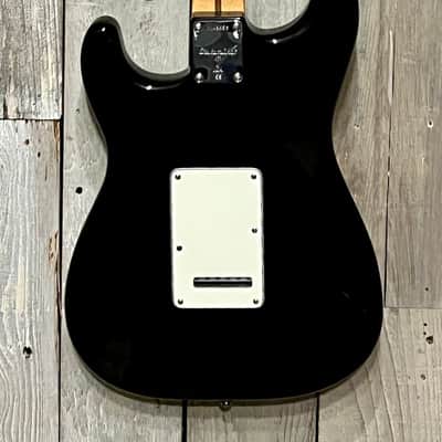 Excellent 2003 Fender Custom Shop Custom Classic Stratocaster, Black with Rosewood Fingerboard & Birdseye Maple Neck, COA, Hang Tags & OHSC, Very Nice Package it will Ship Fast ! image 9