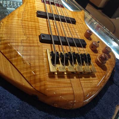 Custom Warrior 5 String Bass Natural Flame Maple Mint OHSC Free Shipping! image 1
