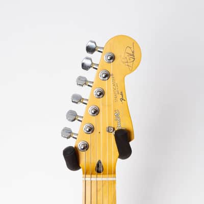Squier Hank Marvin Stratocaster 1991 Fiesta Red image 3