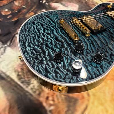 QUILT 👵! 2025 Gibson Custom Shop Les Paul Custom 7A Quilt Top M2M Made To Measure Northen Lights Ebony Fretboard Special Order Figured F Q 5A 7A 1960 V2 Neck Nordic Blue Blueberry Cobalt Trans Aqua Custombucker Pickups Gold Hardware Full Gloss image 8