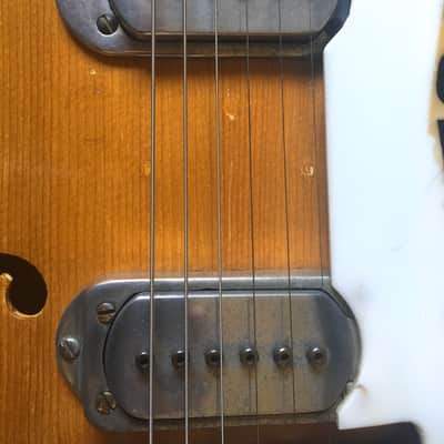 Epiphone Zephyr Deluxe Regent owned by Hank Garland and modded by Paul Bigsby image 14