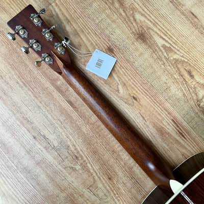 Martin Standard Series D-28 Natural image 16