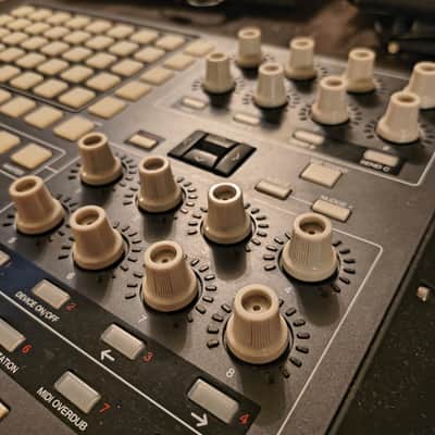 Akai APC40 Ableton Pad Controller - Black image 3