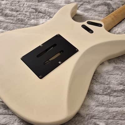 1987 Yamaha RGX520J HH Super Strat - MIJ - Vintage White - EMG Pickups - Locking Tremolo image 15