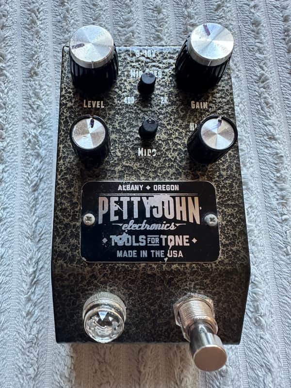 Pettyjohn Electronics Gold image 1