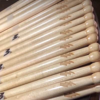 Chaizer Lighting Rod 1 2025 - Maple image 3