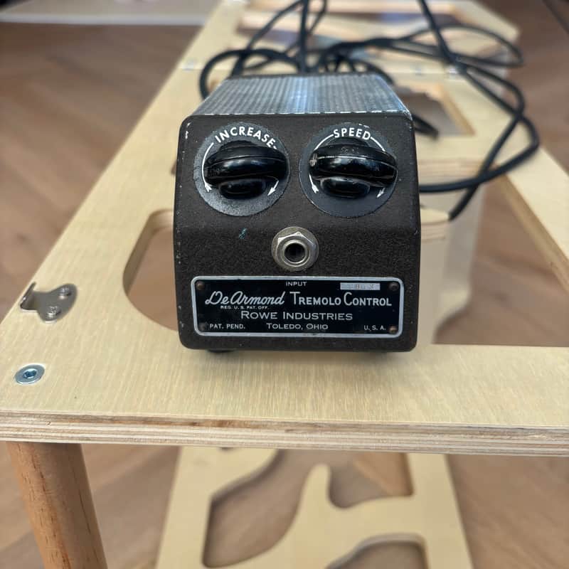 1950s DeArmond Tremolo Control Brown