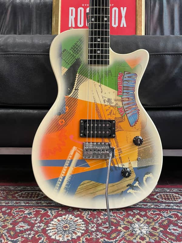 グレッチ The Traveling Ｗilburys mqdefault.jpg