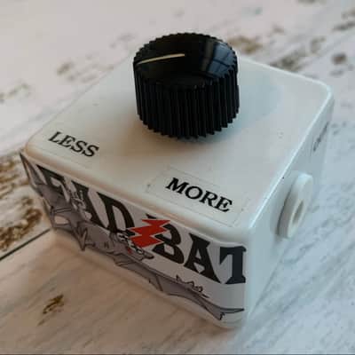 Alchemy Audio "Dead Bat" Dying 9 Volt Battery Simulator Effect Pedal Voltage Sag image 1