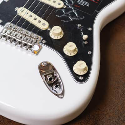 Fender American Player Performer Stratocaster | Arctic White image 5