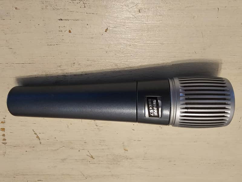 Shure Beta 57 Microphone image 1