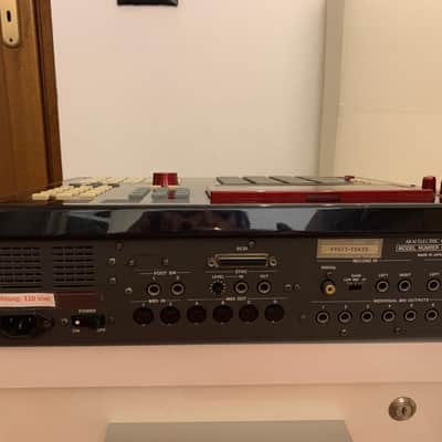 Akai MPC3000 CUSTOM GLOSSY BLACK AND RUBY RED + zip drive +SCSI Production Center image 15