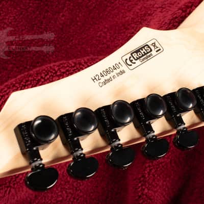 B.C. Rich Gunslinger Retro II with Floyd Rose - Candy Red image 10