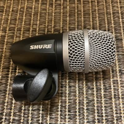 Shure PG56-LC Cardioid Swivel-Mount Dynamic Snare/Tom Microphone image 2