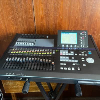 KORG D32XD 32-track 24-bit/96kHz Digital Workstation with 16 Motorized Faders & 80GB Hard Drive image 1