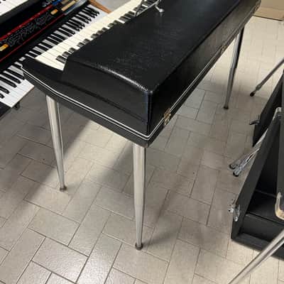 Wurlitzer 200 64-Key Electric Piano 1968 - 1974 - Black image 6