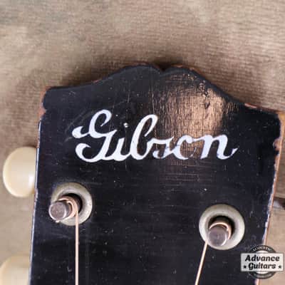 Gibson 1942 J-35 image 24