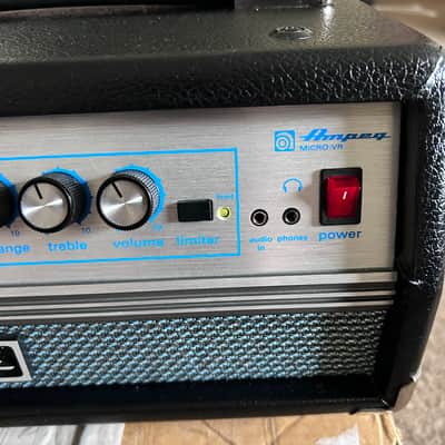 Ampeg Micro VR 200-Watt Compact Solid State Bass Amp Head 2011 - Present - Black image 8