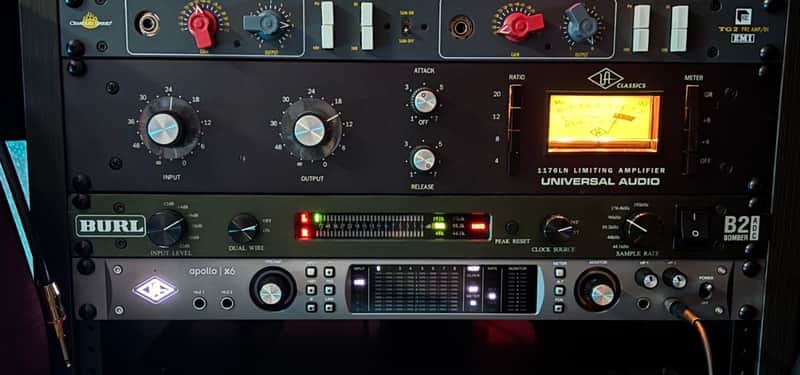 Burl B2 Bomber ADC - Excellent Condition - 2-Channel A/D Converter 2010s - Green image 1
