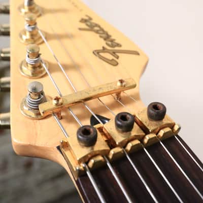 Fender Stratocaster Str-75r Electric Guitar Made in Japan Gold Floyd image 18