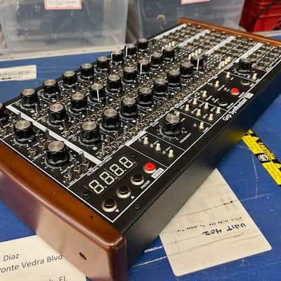 GRP R24 Sequencer 2000s - Black image 2