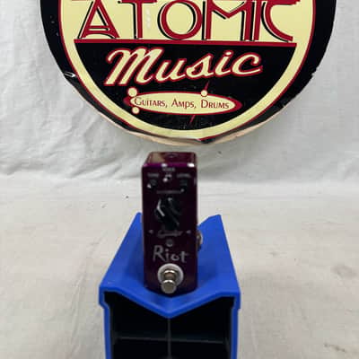 Suhr Riot Mini Distortion Pedal