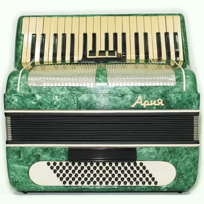 Russian Piano Accordion Ariya 96 Bass Buttons Original Keyboard Accordian, New Straps 2527, Wonderful sound! image 3