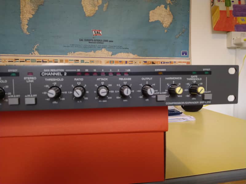 SONY コンプレッサー/エキスパンダー　SRP-L210 Sony Sony SRP-L210 Analog Compressor | Reverb España