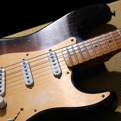 Fender Custom Shop LTD 70th Anniversary 1954 Stratocaster Journeyman Relic Wide Fade Chocolate [LXX0193] (06/01) image 2