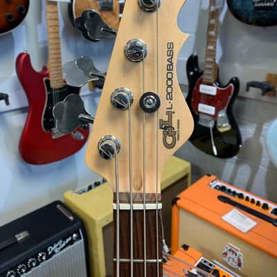 G&L L-2000 Tribute Bass - Sunburst image 3