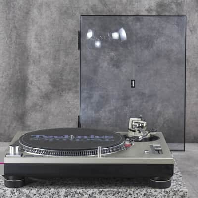Technics SL-1200MK5 Silver Direct Drive DJ Turntable in Good Condition image 1