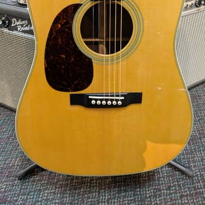 Martin Standard Series D-28 Left-Handed 2018- Natural image 1