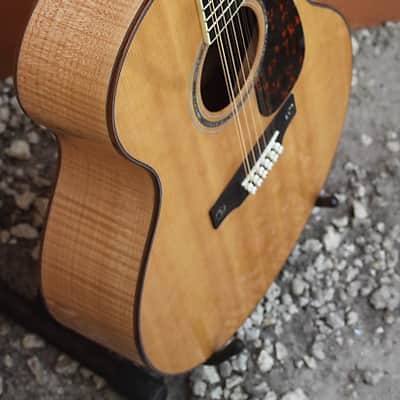 Larrivee  12 String Bild 9