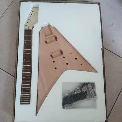 DIY Project Guitar Flying V Kit - Mahogany Body with Neck, Rosewood Fingerboard Fretboard image 4