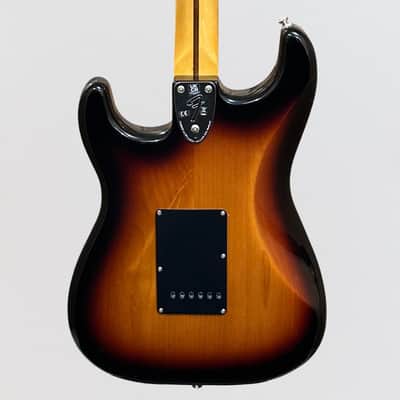 Fender Vintera II 70's Stratocaster Electric Guitar - Sunburst image 4