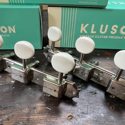 Kluson ®️Les Paul Junior Tuners  Traditional "Three on a Plate single The original  Single line image 1