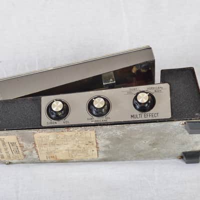 Vintage Early 1970s Shin-Ei ME-7 Multi-Effect Pedal – Wah, Siren, Surf & Hurricane Sounds – Rare & Fully Functional image 4
