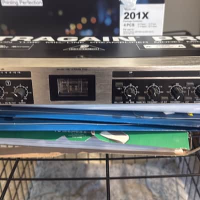 Behringer Ultragain Pro Mic2200 - Gearspace