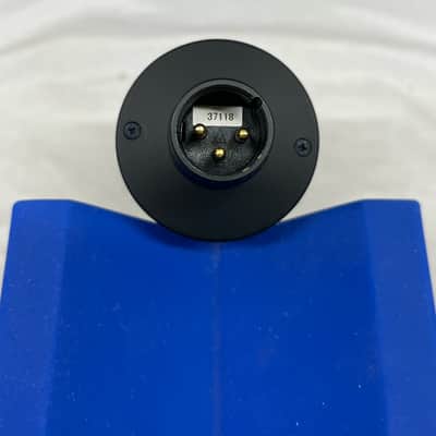 Audio-Technica AT4033 Large Diaphragm Cardioid Condenser Microphone with Shock Mount image 7