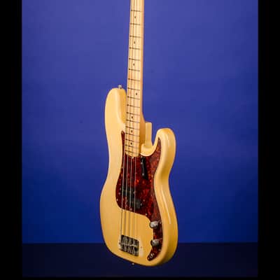Fender Precision Bass (Maple Cap) 1968 See-thru blond image 20