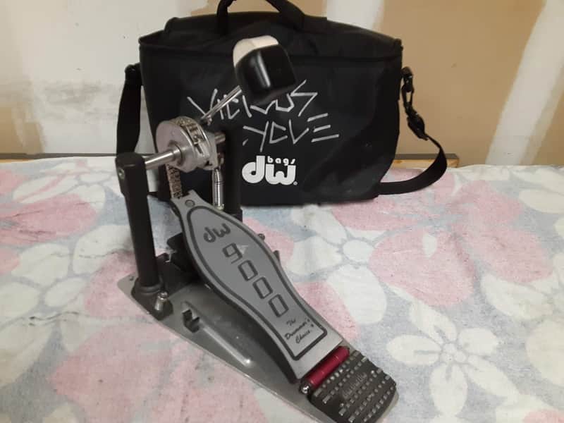 DW DWCP9000 9000 Series Single Bass Drum Pedal 2010s - Silver image 1